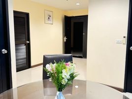 2 Bedroom Apartment for rent at 42 Grand Residence, Phra Khanong