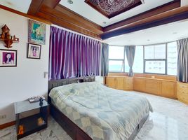 3 Bedroom Condo for sale at Jomtien Complex, Nong Prue, Pattaya