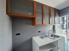 1 Schlafzimmer Appartement zu verkaufen im The Seed Sathorn-Taksin, Khlong Ton Sai