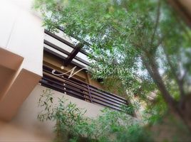 4 बेडरूम टाउनहाउस for sale at Khuzama, Al Raha Golf Gardens