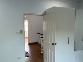 3 Bedroom Townhouse for rent at Fahburin Bowin, Bo Win