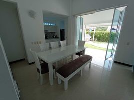 4 Bedroom House for sale in Colombia, Girardot, Cundinamarca, Colombia