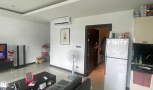 1 Schlafzimmer Wohnung zu verkaufen in Nong Prue, Pattaya Tudor Court 