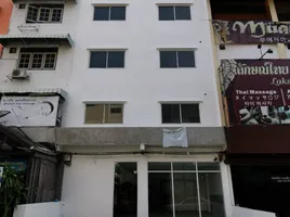 12 Schlafzimmer Ganzes Gebäude zu vermieten in Habito Mall, Phra Khanong Nuea, Phra Khanong Nuea