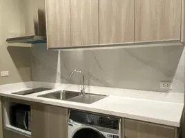 1 Schlafzimmer Wohnung zu vermieten im Quartz Residence, Khlong Toei, Khlong Toei