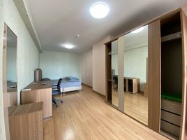 1 Bedroom Condo for rent at Supalai Park Ekkamai-Thonglor, Bang Kapi, Huai Khwang