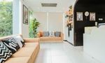 Rezeption / Lobby at P Residence Thonglor 23