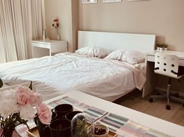 1 Schlafzimmer Appartement zu vermieten im The Room Sukhumvit 21, Khlong Toei Nuea