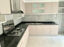 4 Bedroom House for rent in Langsuan, Lumphini, Lumphini