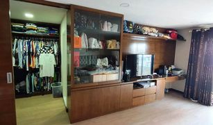 ขายคอนโด 3 ห้องนอน ใน คลองตัน, กรุงเทพมหานคร รีเจ้นท์ ออน เดอะ พาร์ค 1