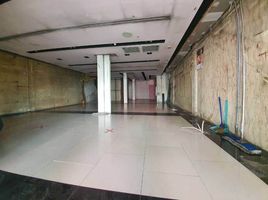 Студия Торговые площади for rent in MRT Station, Бангкок, Hua Mak, Банг Капи, Бангкок