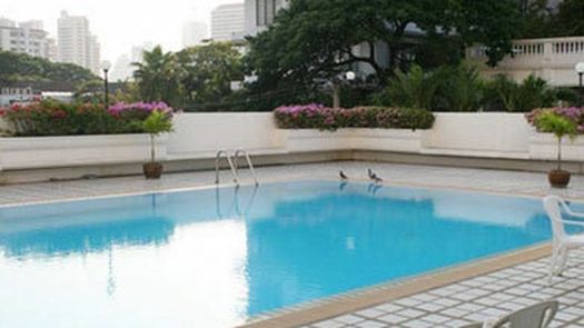 사진들 1 of the Communal Pool at Tipamas Mansion