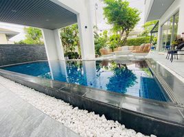 5 Bedroom House for rent at Noble Tara Pattanakarn, Suan Luang