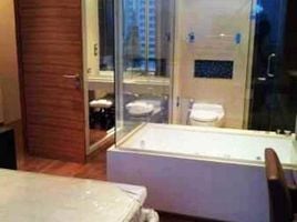 2 спален Кондо в аренду в The Address Sukhumvit 28, Khlong Tan