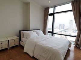 2 Bedroom Condo for rent at Circle Living Prototype, Makkasan