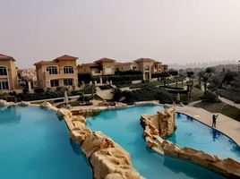 3 Bedroom Townhouse for sale at Stone Park, The 5th Settlement, New Cairo City
