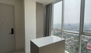 2 Schlafzimmern Wohnung zu verkaufen in Bang Ao, Bangkok De LAPIS Charan 81