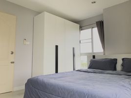 2 Bedroom Condo for rent at Regent Home 4, Bang Chak