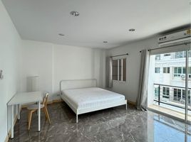 5 Schlafzimmer Haus zu vermieten im Grand De Ville, Nong Bon