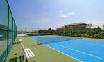 Tennis Court at เมอเวนพิค เรสซิเดนซ์