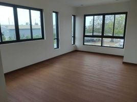 3 Bedroom Townhouse for sale in Khlong Kum, Bueng Kum, Khlong Kum