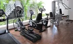 Communal Gym at อเวนิว เรสซิเดนซ์