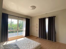 3 Schlafzimmer Villa zu vermieten im Karnkanok Ville 16, Nong Chom, San Sai