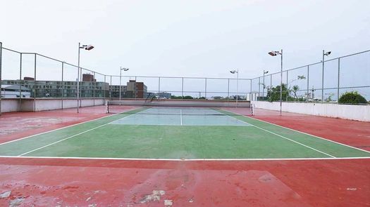 รูปถ่าย 1 of the 网球场 at บางนา คอมเพล็กซ์