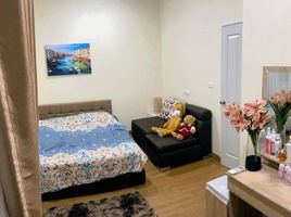 3 Schlafzimmer Villa zu vermieten im Golden Town Kad Ruam Chok 1, Fa Ham