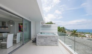 2 Bedrooms Condo for sale in Karon, Phuket The View