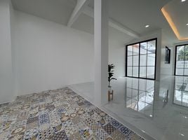 2 спален Дом for sale in Таиланд, Чалонг, Пхукет Тощн, Пхукет, Таиланд