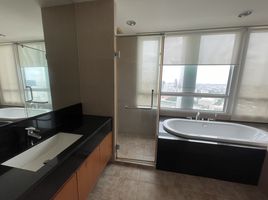 4 Bedroom Penthouse for rent at Baan Rajprasong, Lumphini