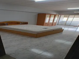 Studio Condo for rent at Saranya Place, Talat Khwan