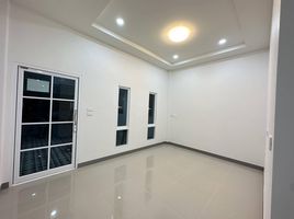 2 спален Таунхаус for sale in Hat Yai, Songkhla, Khuan Lang, Hat Yai