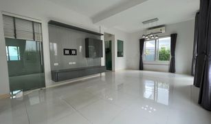 3 Bedrooms House for sale in Phraeksa, Samut Prakan Chaiyapruk Srinakarin