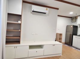 1 Bedroom Condo for rent at The Master Sathorn Executive, Khlong Ton Sai, Khlong San