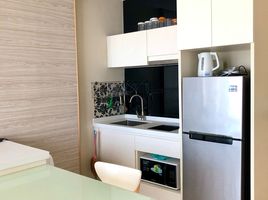 1 спален Кондо в аренду в Cetus Beachfront, Nong Prue