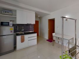 1 Bedroom Apartment for rent at Le Cote Sukhumvit 14, Khlong Toei, Khlong Toei