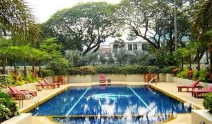 2 Bedrooms Condo for sale in Lumphini, Bangkok Somkid Gardens