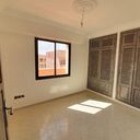 Studio vide à louer usage habitation ou professionnel avec terrasse dans un immeuble sécurisée à Gueliz - Marrakech