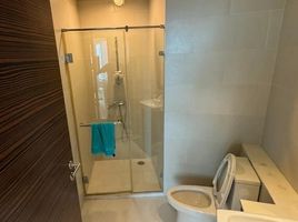 2 Bedroom Condo for rent at Watermark Chaophraya, Bang Lamphu Lang