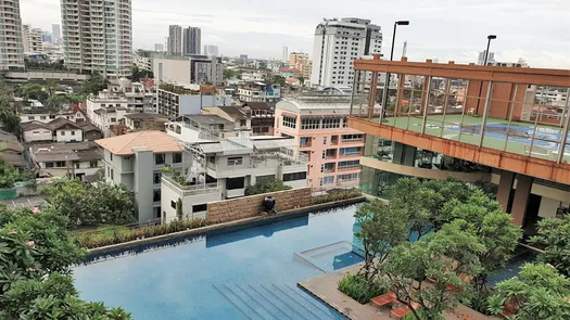 Фото 1 of the Communal Pool at The Empire Place