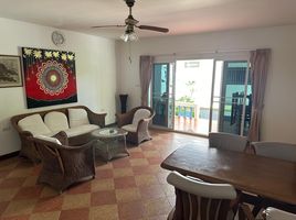 1 Schlafzimmer Wohnung zu verkaufen im Yanui Paradise Beach Resort, Rawai