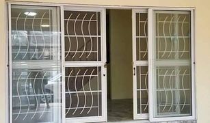 3 Bedrooms Townhouse for sale in Lahan, Nonthaburi Suetrong Bangyai