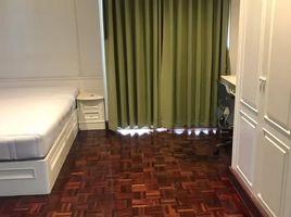 2 Schlafzimmer Appartement zu vermieten im S.P Mansion Thong Lo, Khlong Tan Nuea