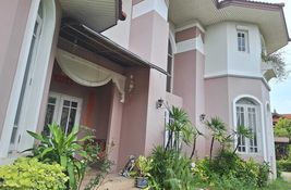 5 bedroom House for sale in Nonthaburi, Thailand