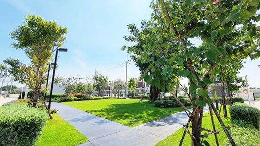 รูปถ่าย 1 of the Communal Garden Area at ลาวัลเล่ เลอวาน่า หัวหิน