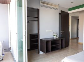 2 Schlafzimmer Appartement zu vermieten im P Residence Thonglor 23, Khlong Tan Nuea