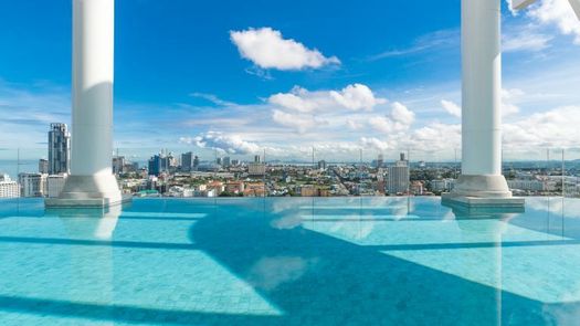 รูปถ่าย 1 of the Communal Pool at Arbour Hotel & Residence