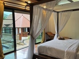 5 Bedroom Villa for sale in Nai Harn Beach, Rawai, Rawai